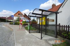2017-8-Tri-nove-autobusove-zastavky-a1