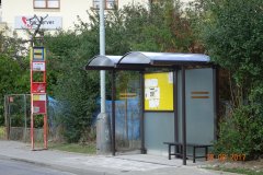 2017-8-Tri-nove-autobusove-zastavky-a3